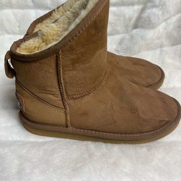 Australia Luxe Cosy short boots brown sheepskin and shearling lining siz… - Picture 1 of 11